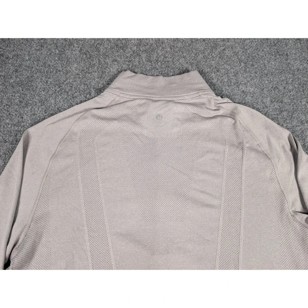 Lululemon Metal Vent Tech 1/2 Zip‎ Pullover Mens XL Light Gray Athletic